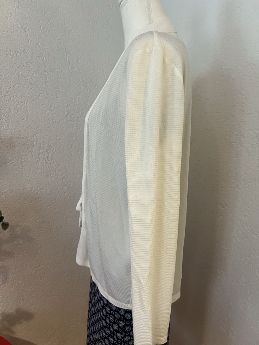 Massimo Dutti Tops: MASSIMO DUTTI Jaquette fluide à nouer - Comme neuf – Neuf (Voir description) à Neuchâtel par wyssku 3