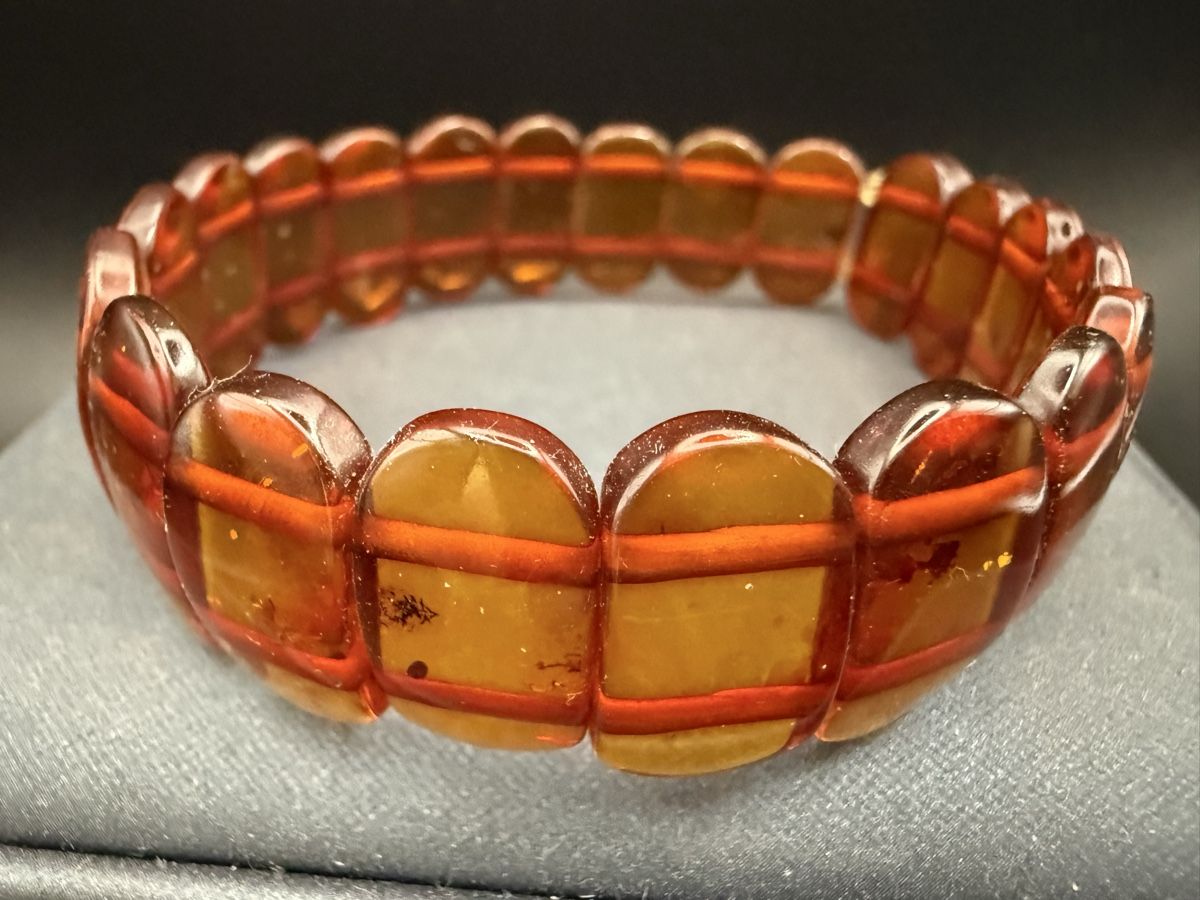 Bracciali & Braccialetti: Vintage-Armband aus baltischem Bernstein – Usato da Lamone venduto da LaCantinaMagica