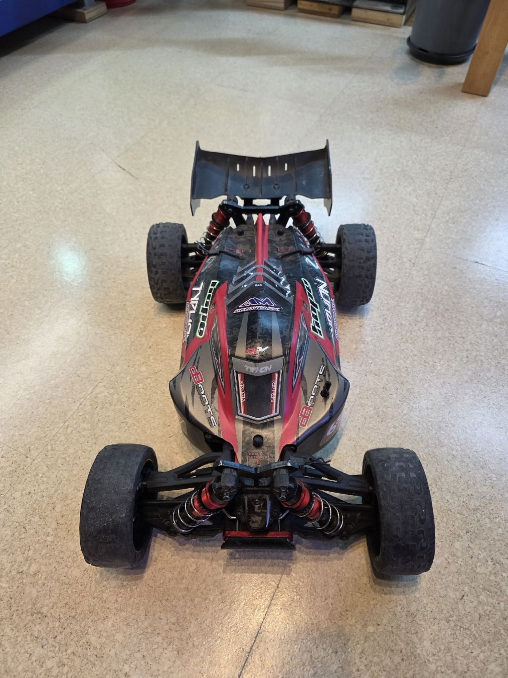 Arrma Modellismo RC: Arrma Typhon 6s – Usato da Cham venduto da dow_9ssc 1