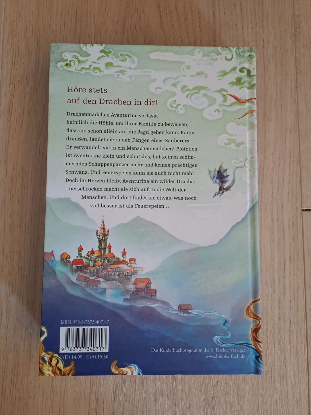 Libri: Aventurine - Das Mädchen mit dem Drachenherz – Usato da Untereggen venduto da ros_kz89 1