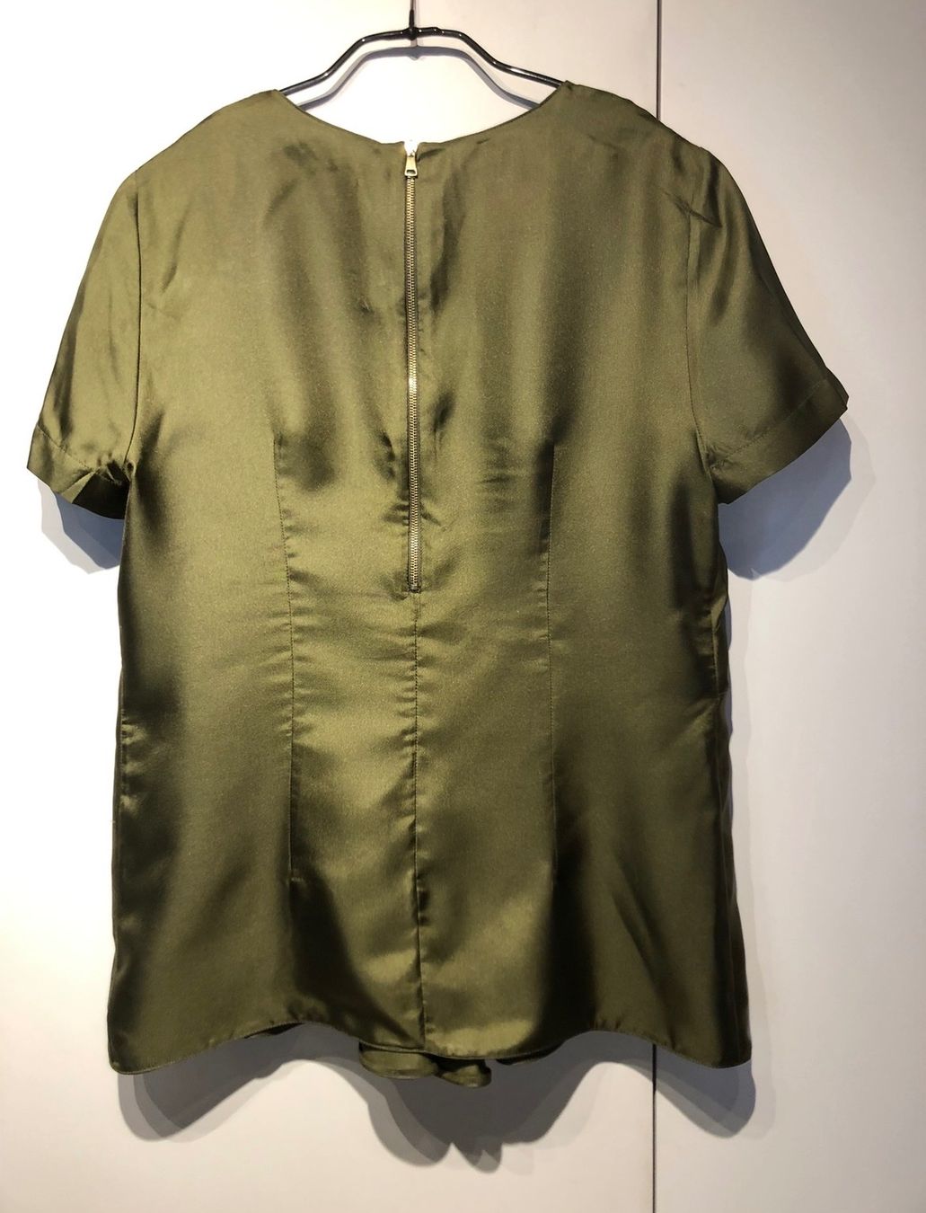 Marni Camicette: MARNI Bluse olivgrün, Grösse 40 – Nuovo (secondo la descrizione) da Grellingen venduto da dinge 1