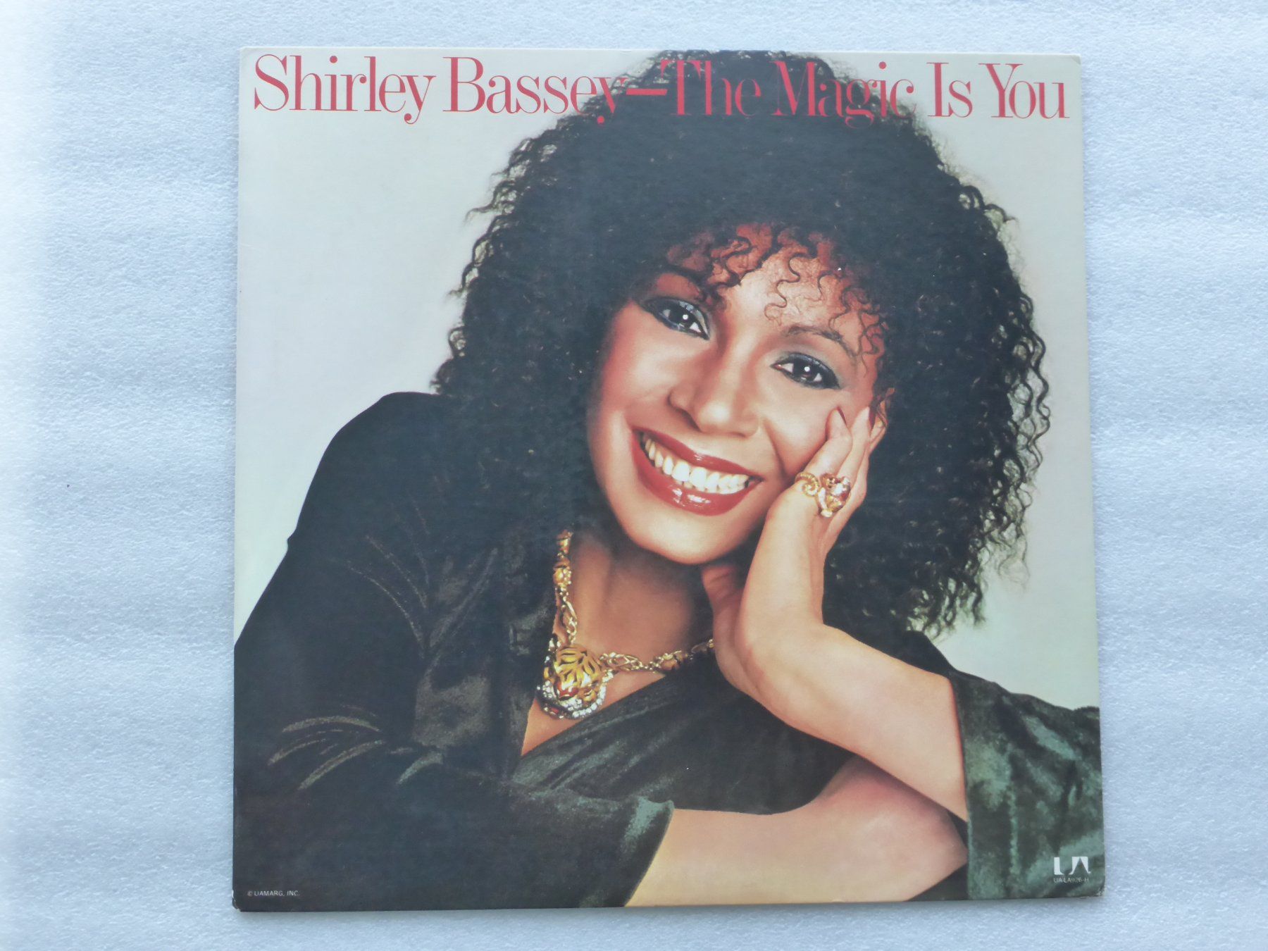 Vinyles: VINYL  LP  SHIRLY BASSEY – D'occasion à Küssnacht am Rigi par Sunnestrahl