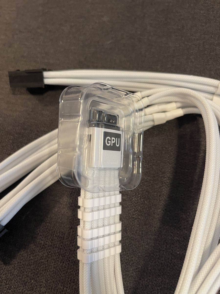 Corsair Cavi: CableMod ModMesh Custom Cable Kit - White - NEW! – Nuovo (secondo la descrizione) da Muri AG venduto da l3v_qx8k 2