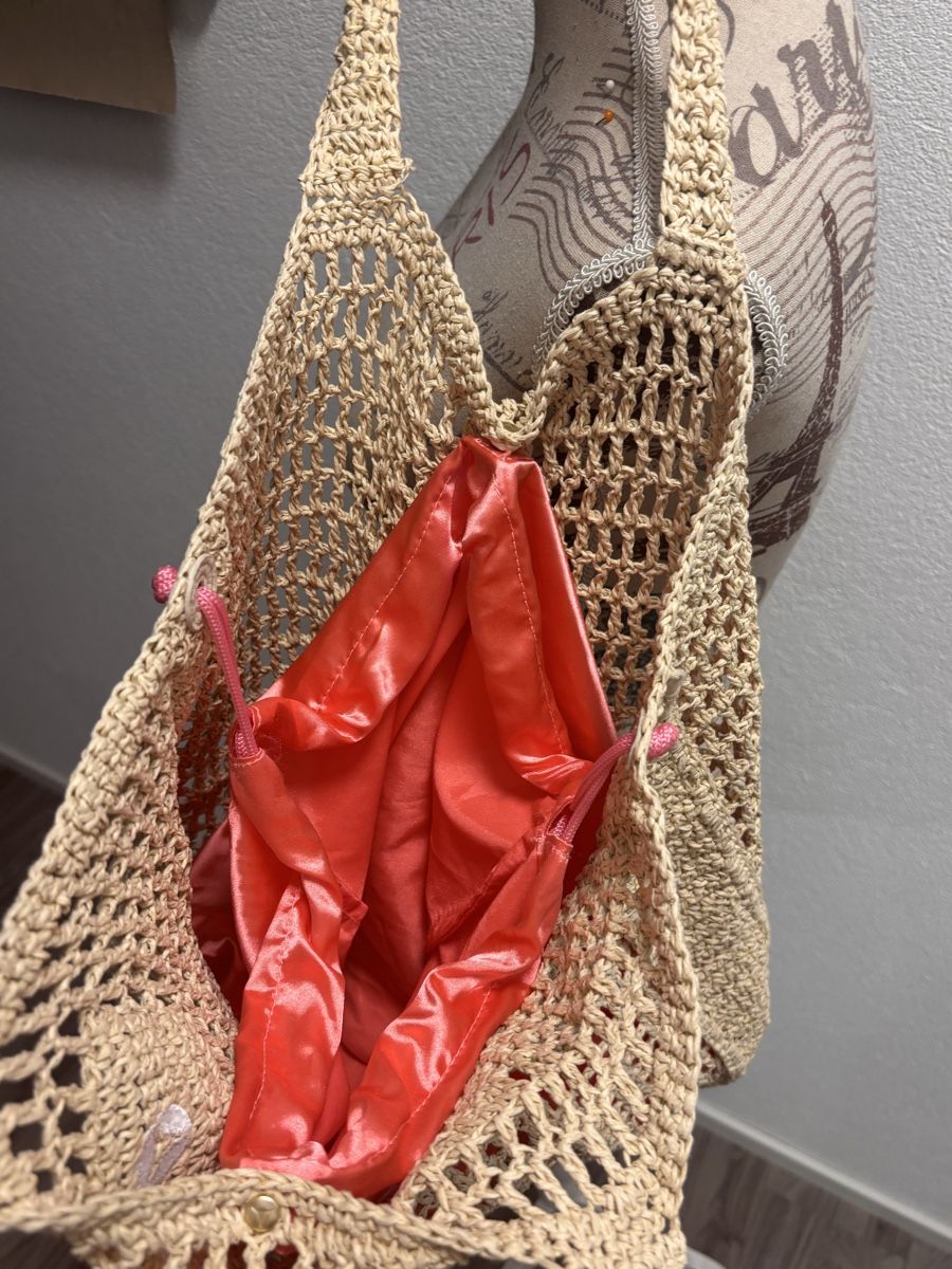 Borse: Gehäkelte Strandtasche von Hey Marly – Usato da Gossau SG venduto da Swisslady25 2