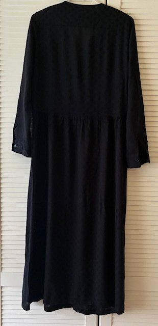 Sandro Robes: Kleid  von Sandro – D'occasion à Zürich par lakili 1
