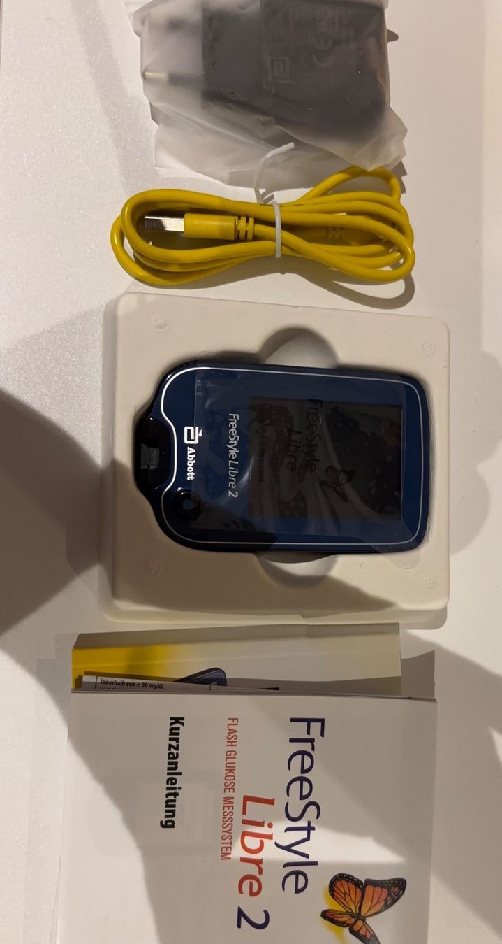 Abbott Attrezzature mediche: Abbott FreeStyle Libre 2 Lesegerät Glukose Messsystem – Nuovo e nell'imballaggio originale da Adliswil venduto da rfn_pz2m 2