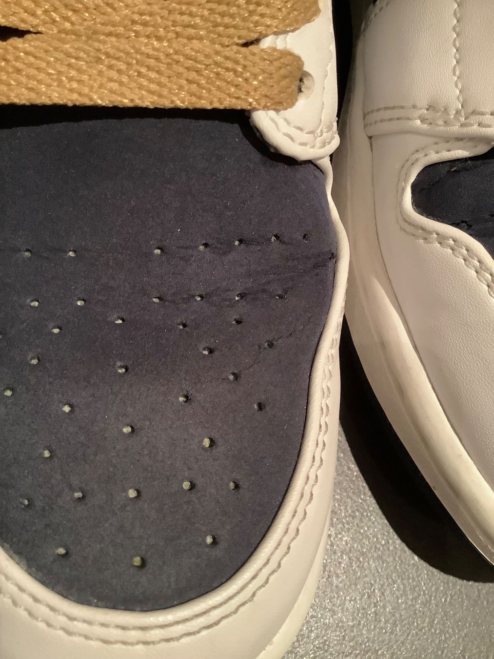 Jordan Herrenschuhe: Air Jordan 41 – Neu (gemäss Beschreibung) aus Schlieren von  8