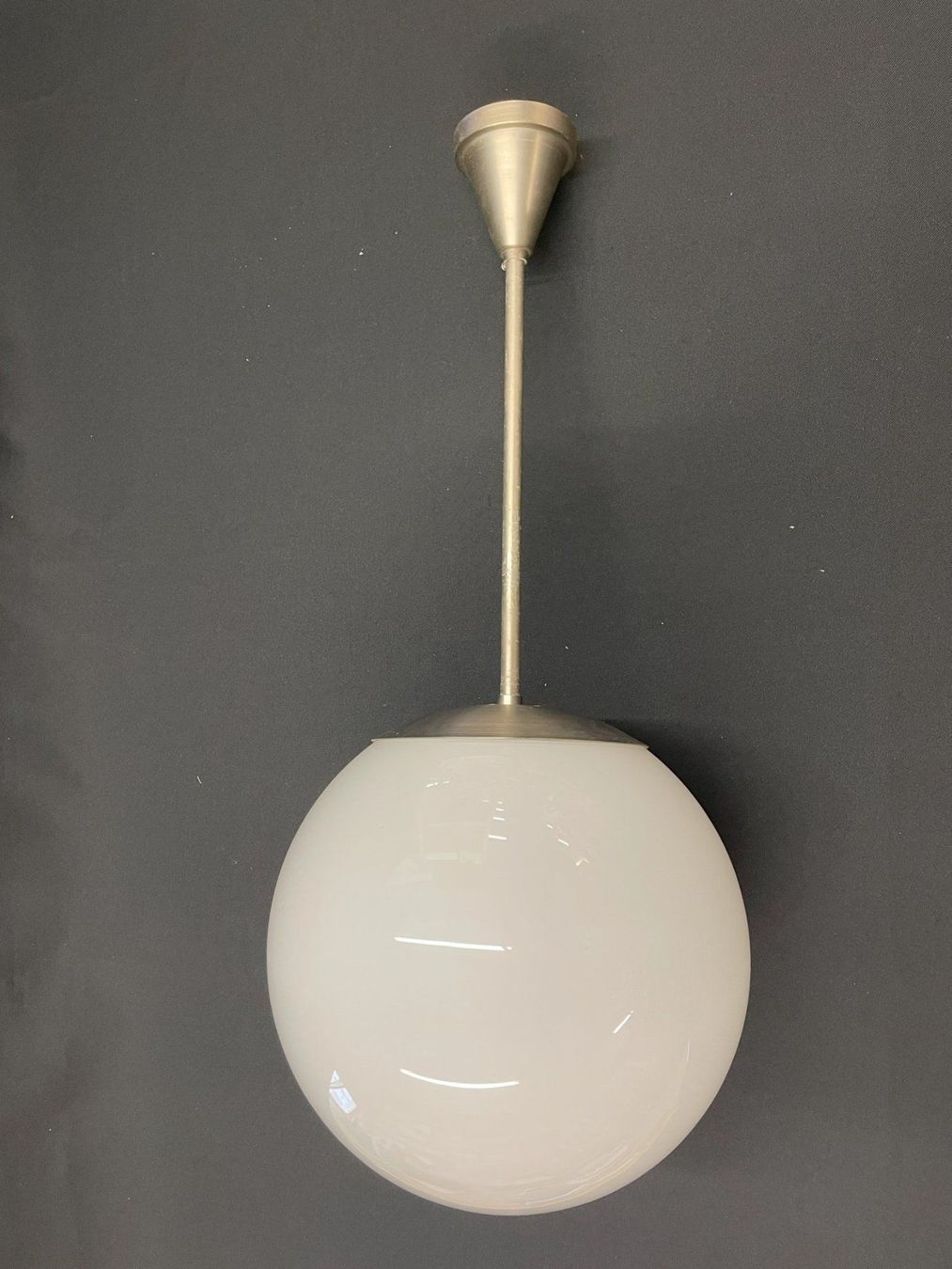 Lampadari & plafoniere: Hängeleuchte Glas – Usato da Basel venduto da MET_Architects