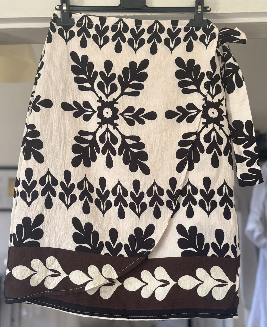 Gonne: JUPE PORTEFEUILLE  EN VISCOSE! M – Nuovo e nell'imballaggio originale da Locarno venduto da NicoNion