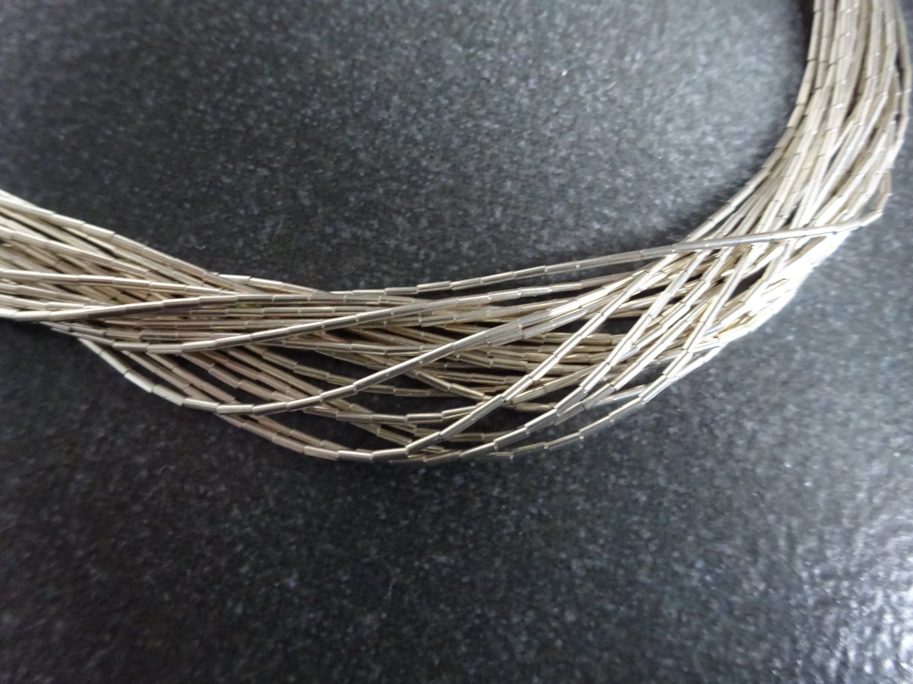 Catenine: Indianer Kette mit Silberbuttinetten – Usato da Esslingen venduto da FetteSchnecke 2