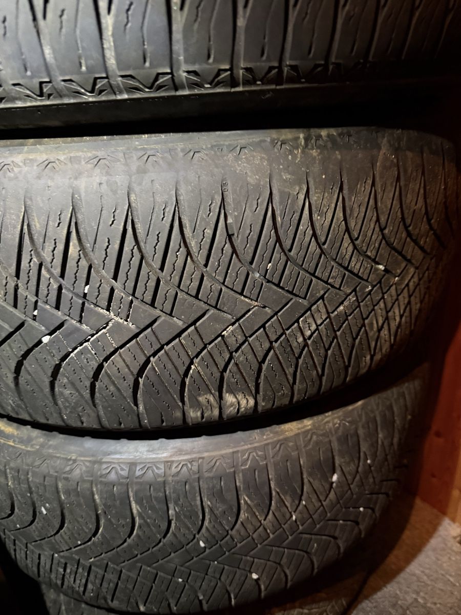 BMW Cerchioni: BMW Alufelge 235/50R18 – Usato da Bretzwil venduto da angel094 4