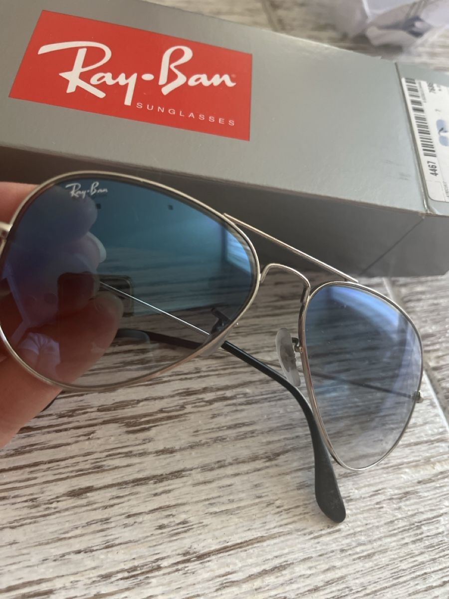 Ray-Ban Brillen & Gläser: Original aviator Ray Ban sun glasses Blue lenses – Gebraucht aus Rüschlikon von ant_5v7g 1