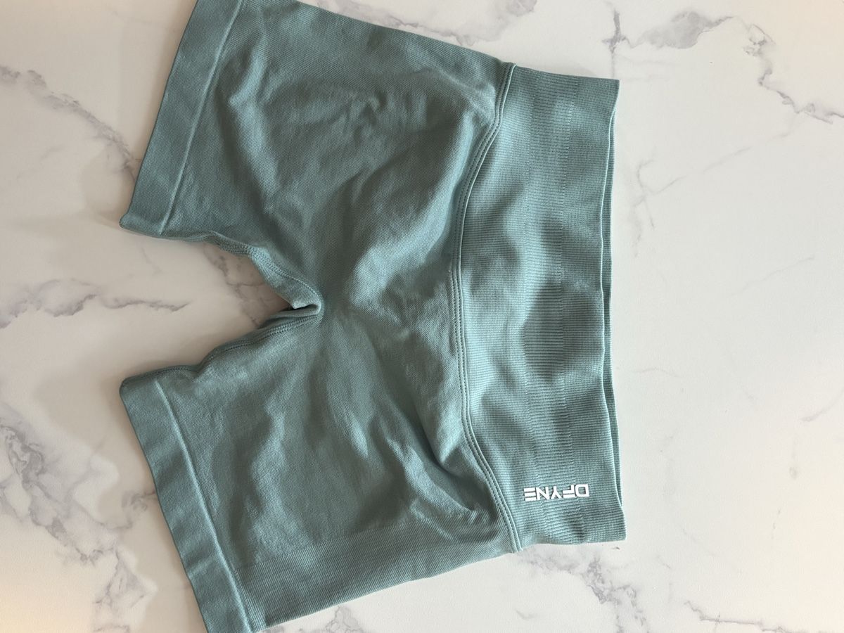 DFYNE Leggings: DFYNE gym shorts – Neu (gemäss Beschreibung) aus Basel von pau_s6pv 3