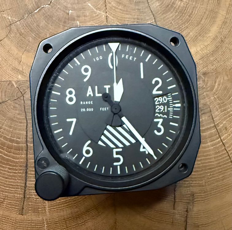 Is anyone interested in buying a Hickok 580 tube tester
