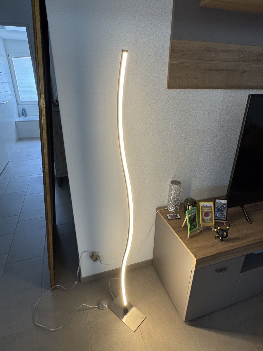 Lampade: LED-Stehlampe (151cm, ungebraucht) – Nuovo (secondo la descrizione) da Nänikon venduto da Snorlaxtheplayer 1