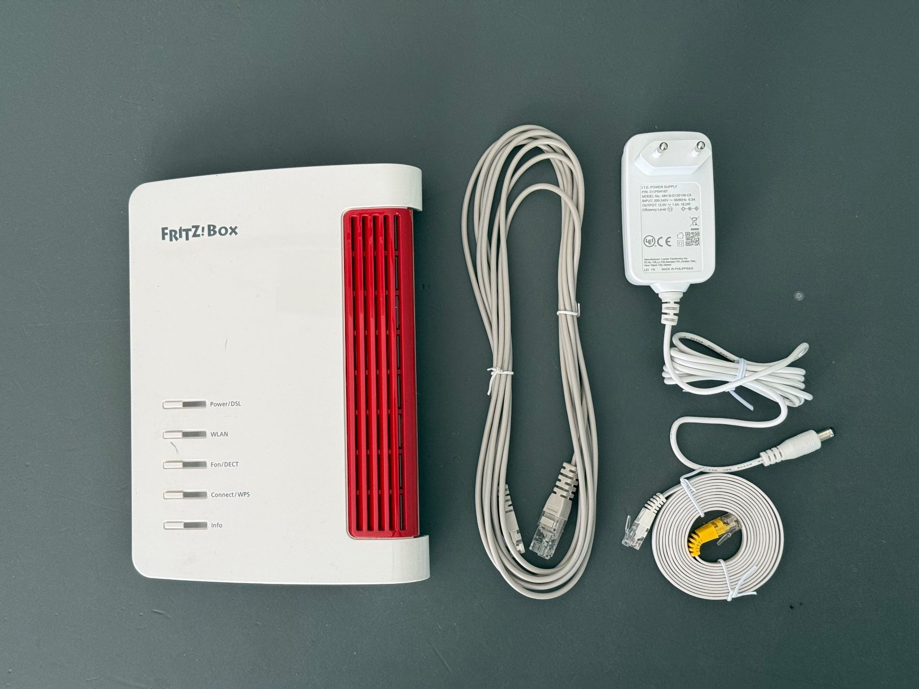 Fritz Modems & Routeurs: FRITZ! Box 7530 – D'occasion à Worb par rofcor 2