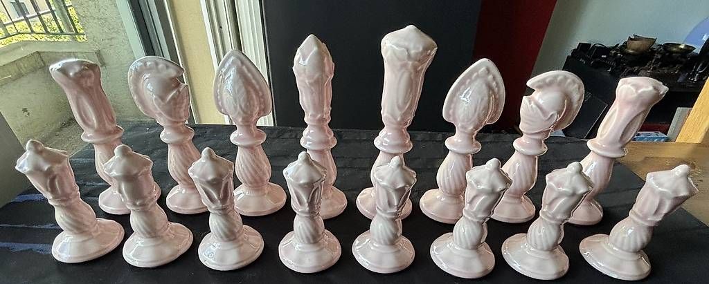 Jeux: Jeu d'échecs unique en céramique  – Neuf avec emballage d'origine à Vevey par cat_tw2s 1