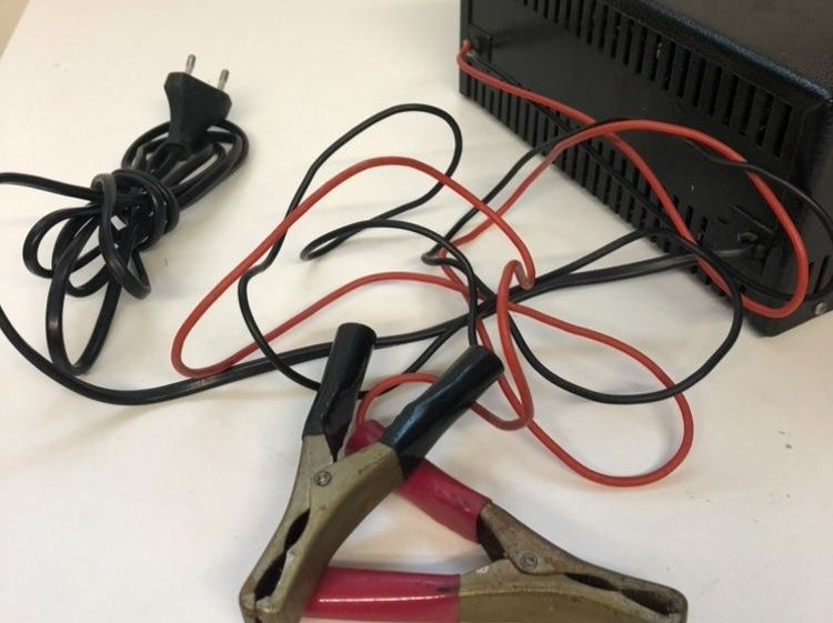 Caricabatterie: Absaar Batterieladegerät 6V/12V - Vintage – Usato da Basel venduto da ampra2276 2