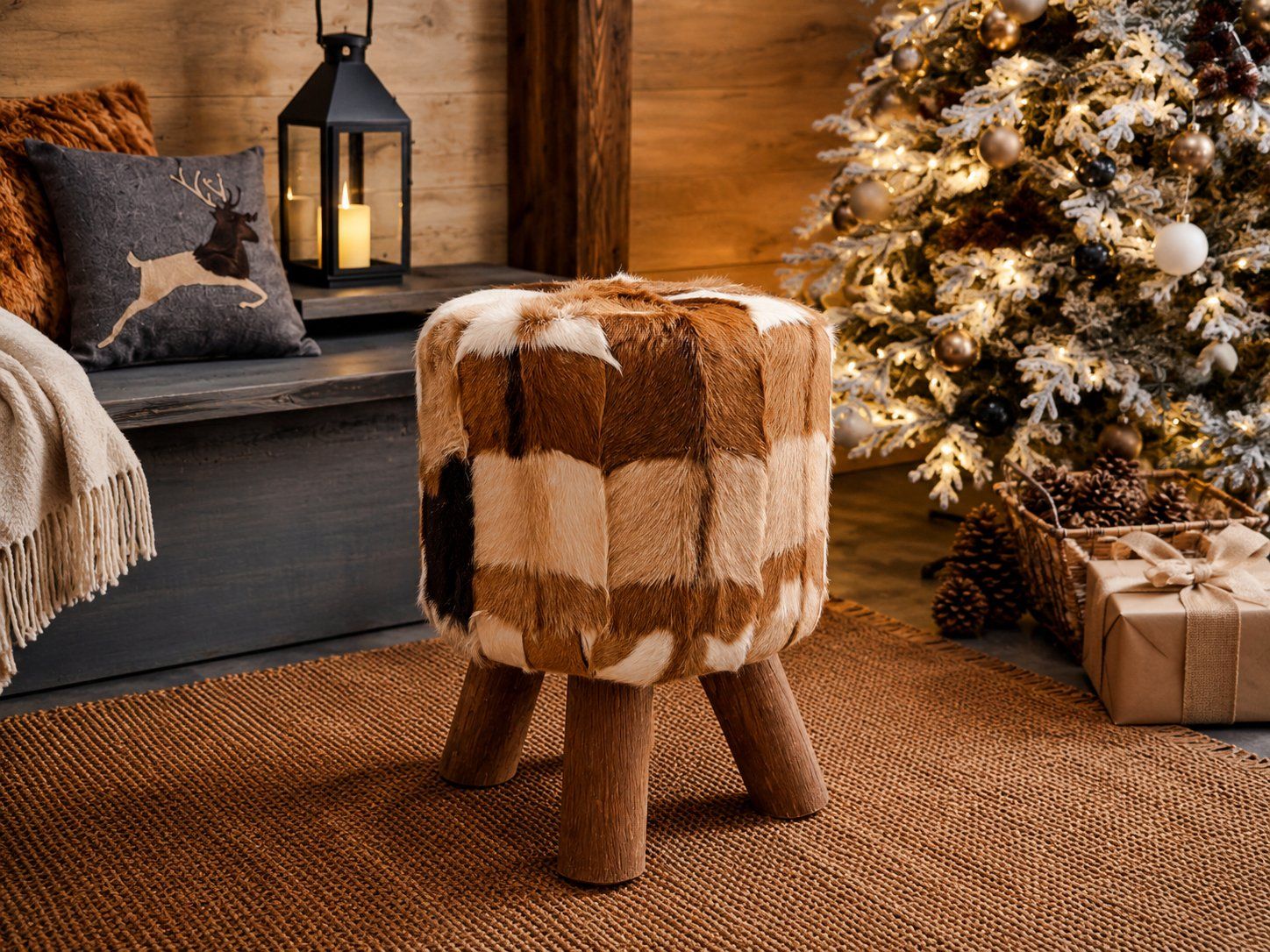 Hocker: Hocker aus Echfell | Patchwork | Sehr guter Zustand – Gebraucht aus Zürich von YL.now