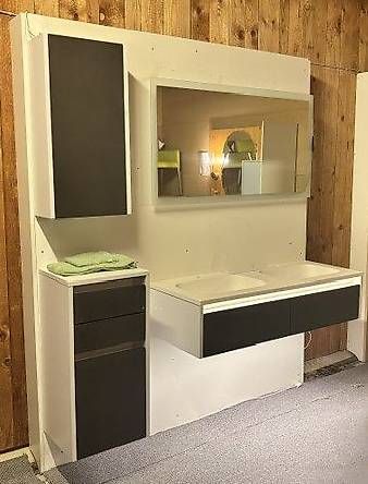 Mobili per bagno: Badezimmer Möbel Komplett – Nuovo e nell'imballaggio originale da Zweisimmen venduto da ERufener