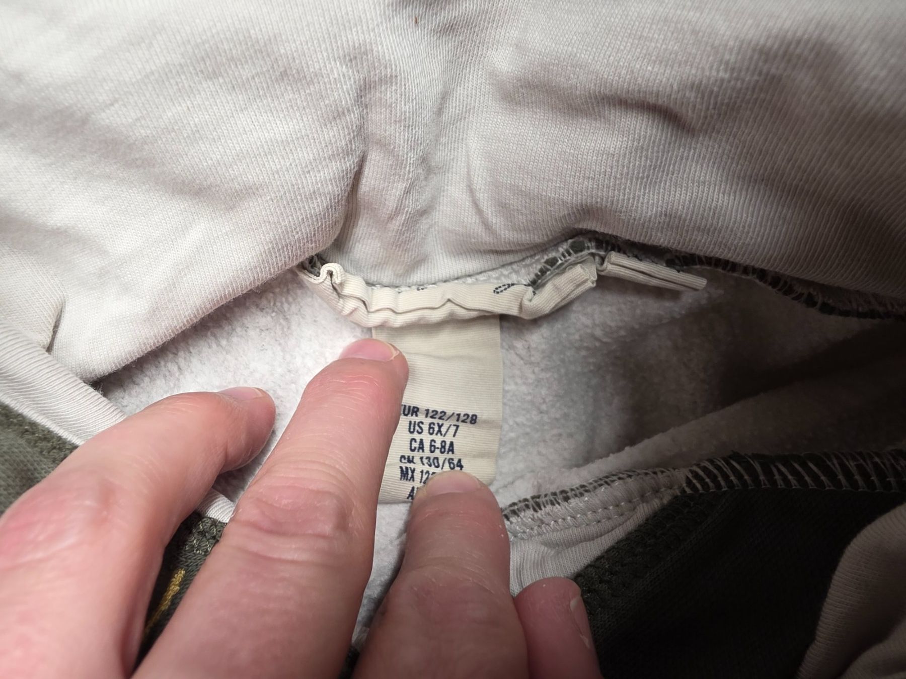 H&M Maglioni & Felpe: Pullover gestreift H&M Gr. 122/128 – Usato da Nebikon venduto da Japostyle 6