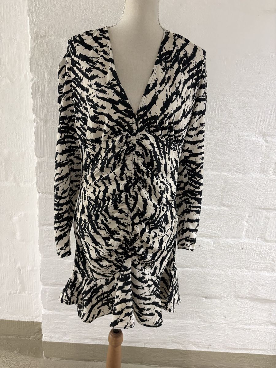 Kleider: Damen Kleid,Gr.42(38) – Neu (gemäss Beschreibung) aus Winterthur von Nena222