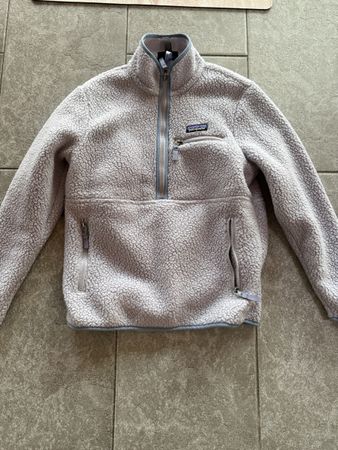 Patagonia Fleece Pullover flieder neuwertig
