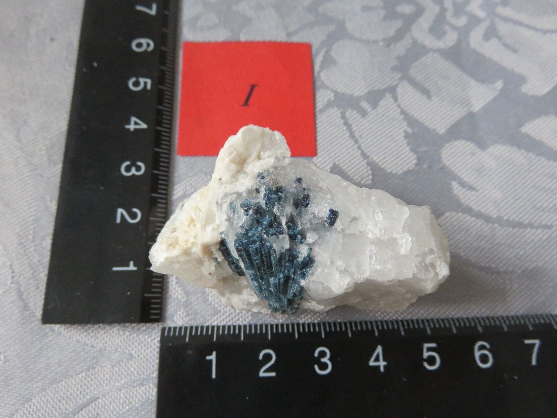 Pietre preziose: Cyanit Edelstein / Heilstein – Usato da Rümlang venduto da resale35