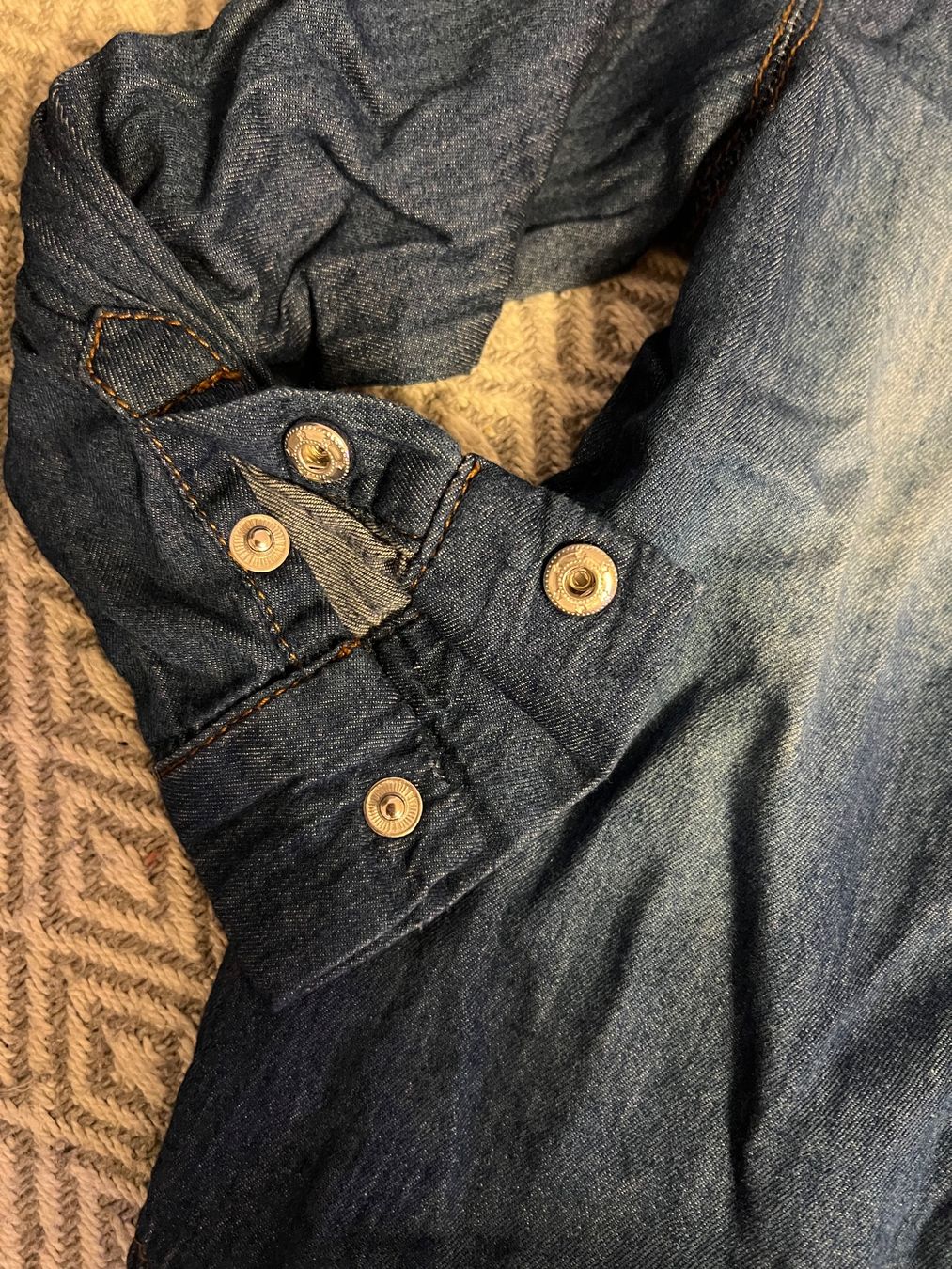 Camicie, T-shirt & Polo: PRE NATAL COOLES JEANSHEMD GR 104 – Usato da Basel venduto da theo-g77 1