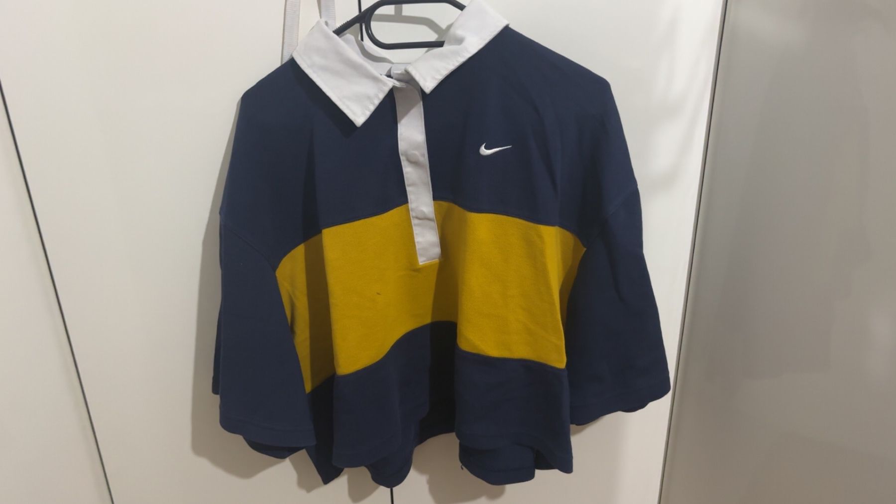 Nike T-shirt: Maglietta Nike – Usato da Locarno venduto da ata_vk9y