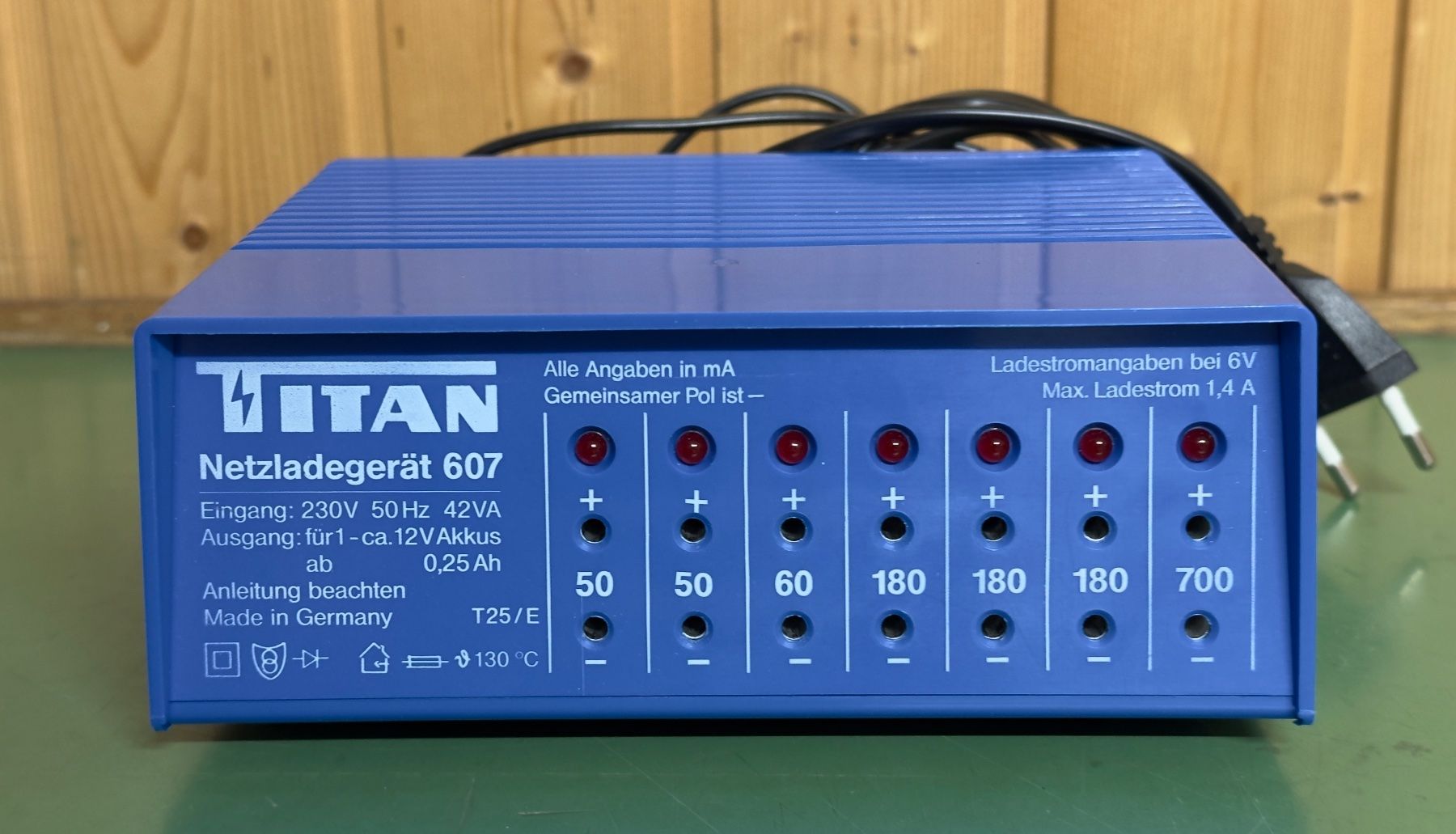 Caricatori & Batterie: Netzladegerät Titan Typ 607 – Usato da Täuffelen venduto da test66