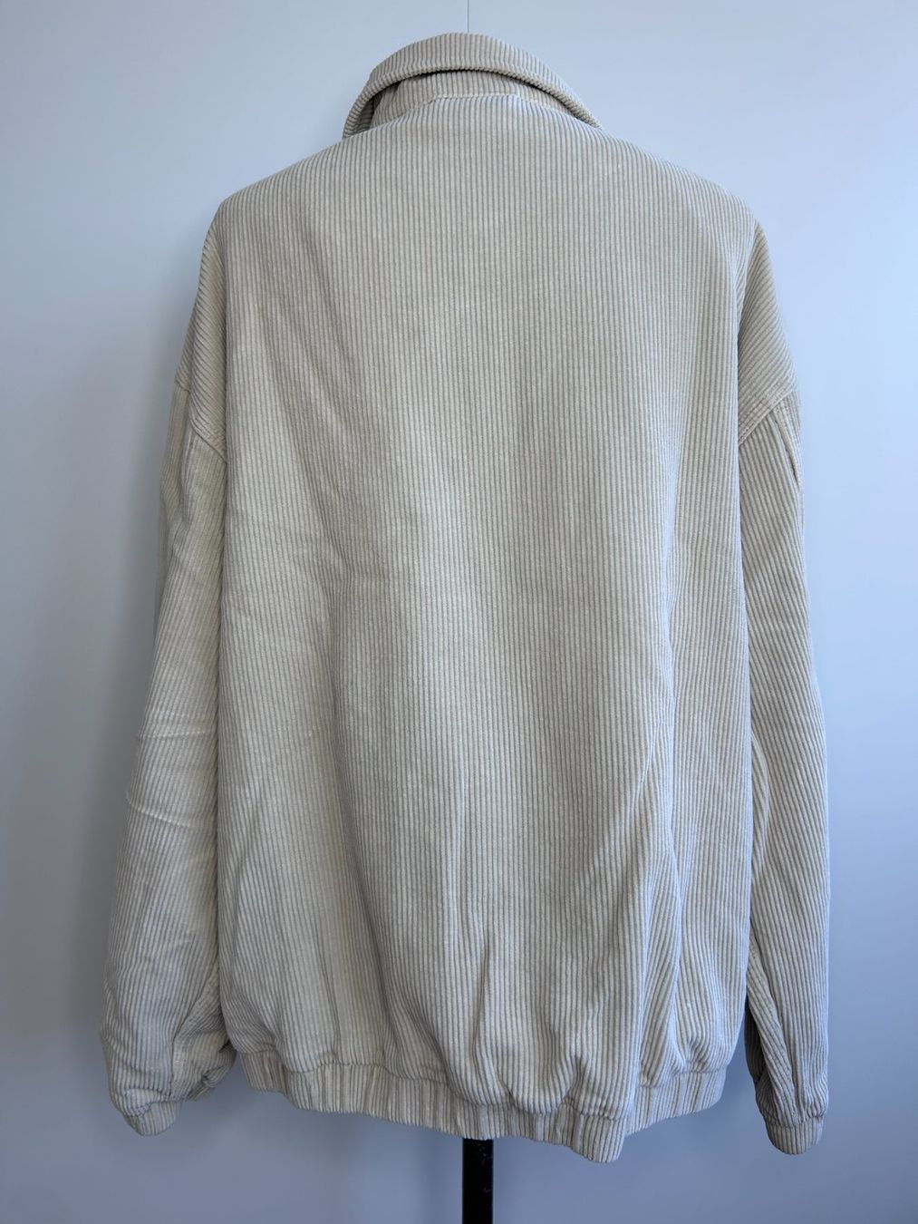 Urban Outfitters Giacche: BDG Urban Outfitters Cord Bomber Jacket – Usato da St. Gallen venduto da look-twice 3