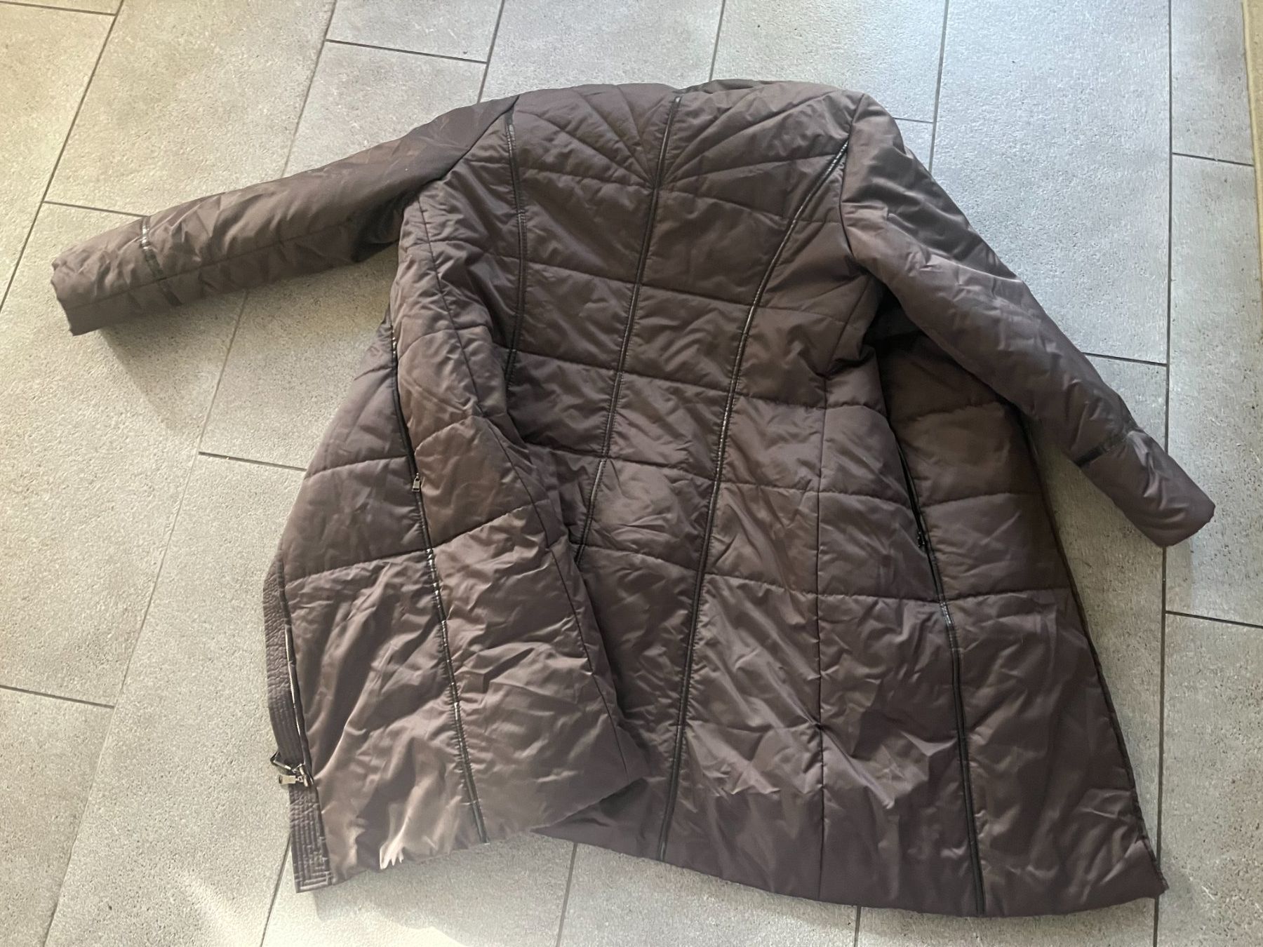Cappotti: Wintermantel concept uk – Usato da Solothurn venduto da Floefi 1
