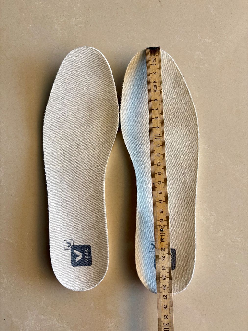 Veja Scarpe da uomo: Veja V-12 Sneaker Olive White EUR 42 – Nuovo (secondo la descrizione) da Sutz venduto da adrian.kaeser 8