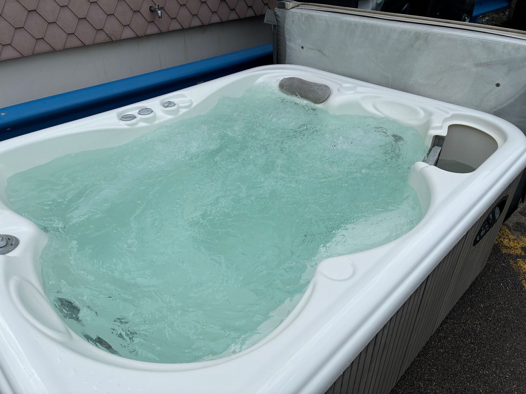 Whirlpool: Hotspring Whirlpool Jetsetter mit Garantie – Usato da Oensingen venduto da Spaoutlet-Oensingen 5