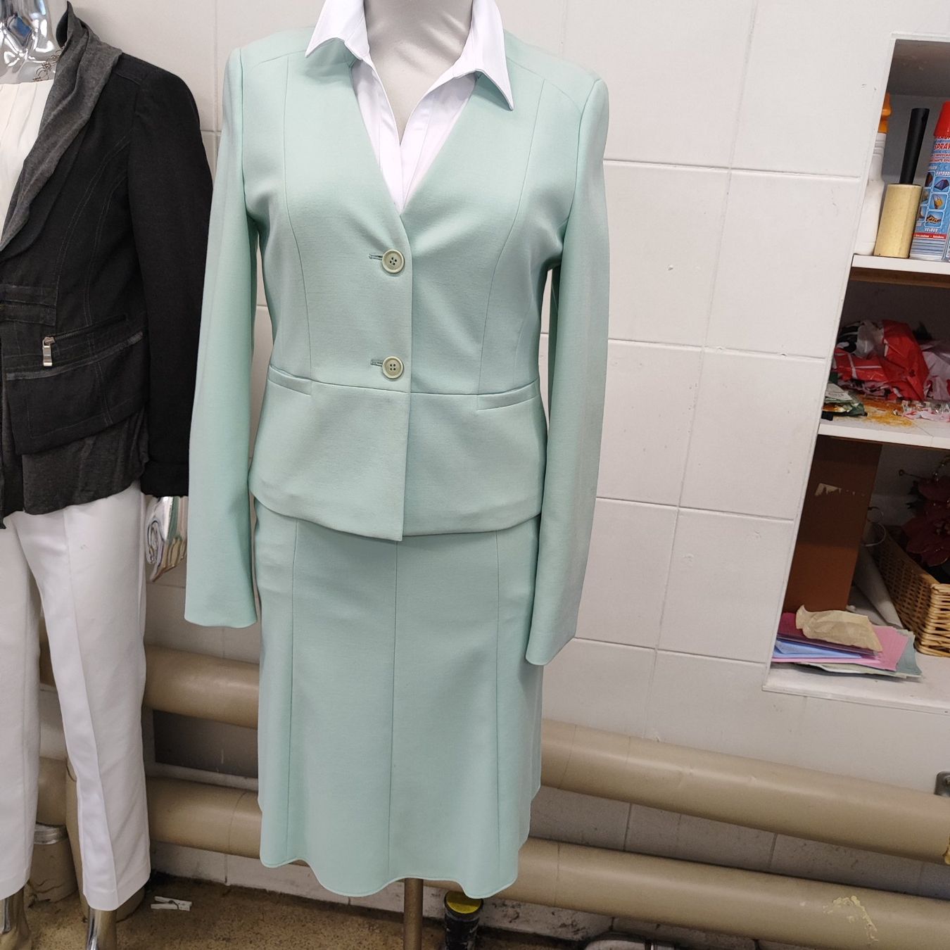 Costumi: gerry Weber Kostüme GR 34 /36 – Nuovo (secondo la descrizione) da Langnau am Albis venduto da Judithsebi