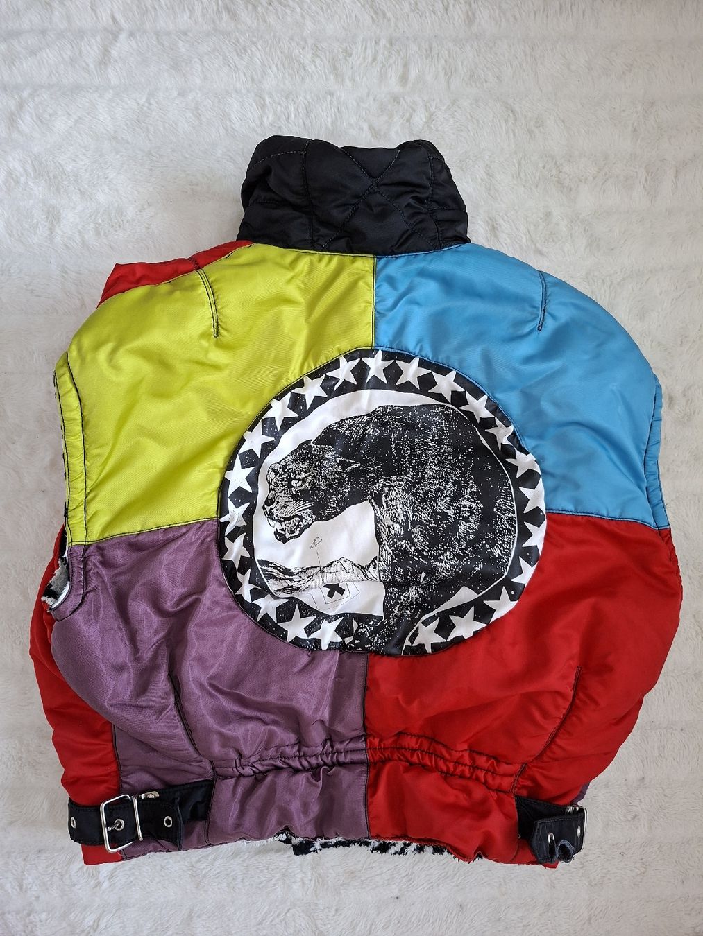 Jet Set Gilets & Westen: Gilet de ski Jet-Set réversible, zèbre/patchwork, anne 70 – Gebraucht aus Renens VD von ser_j2fn