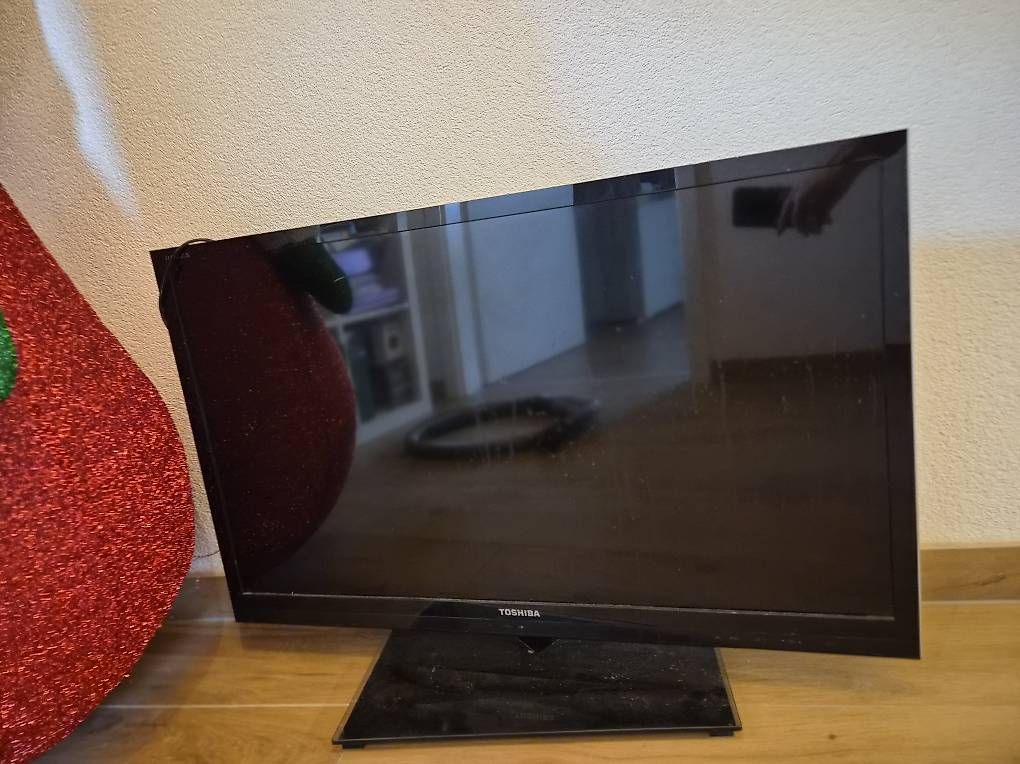 Fernseher: Télévision Toshiba  – Gebraucht aus Sugnens von san_786r 2