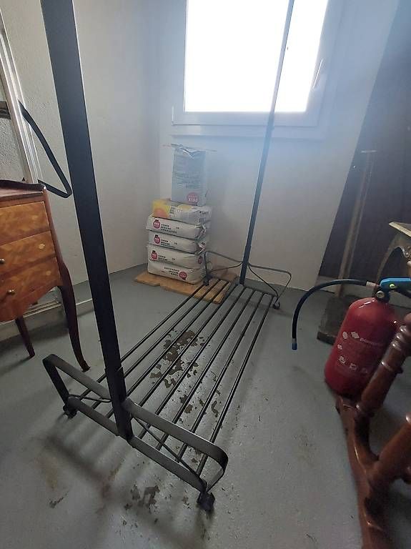 Guardaroba: Garderobe Metall – Usato da Amlikon-Bissegg venduto da SteHof 2