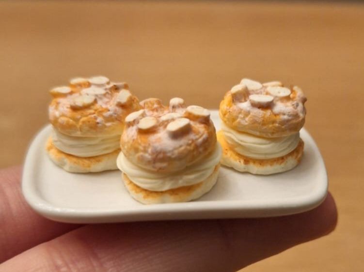 Case e mobili per bambole: Handmade Bienenstich Törtchen – Nuovo (secondo la descrizione) da Zürich venduto da HandmadeTinyFood 2