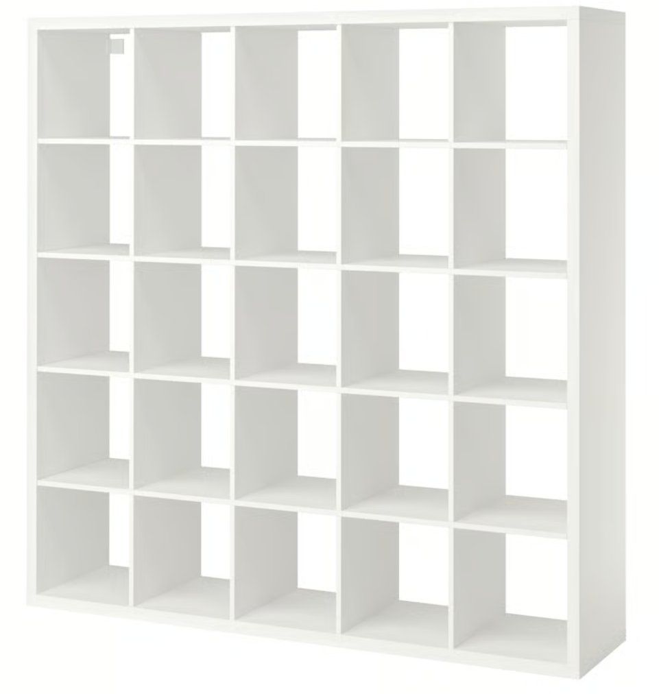 Ikea Étagères: Kallax Regal IKEA 5x5 – D'occasion à Wetzikon ZH par jaleanine