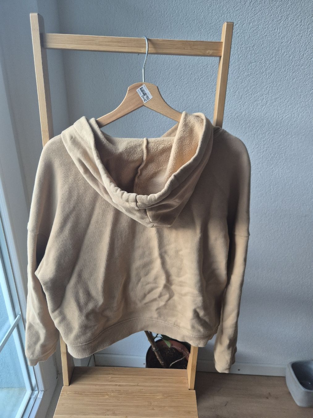 Maglioni & Felpe: Cropped Pullover Beige Grösse S – Usato da Belp venduto da manii__ 2