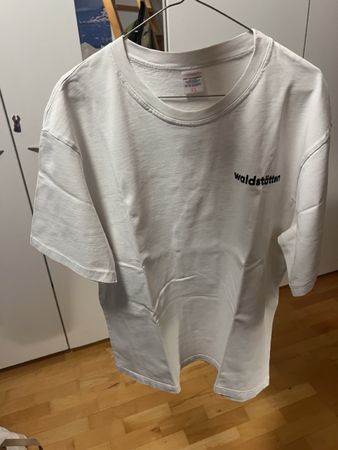 T-shirt Waldstätten blanc taille XL état comme neuf