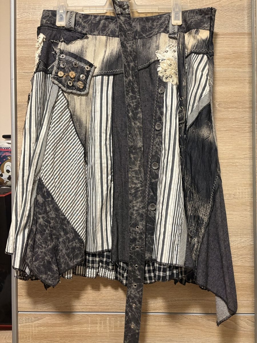 Gonne: Gonna patchwork unica e originale XL – Usato da Novazzano venduto da jen_hx8j