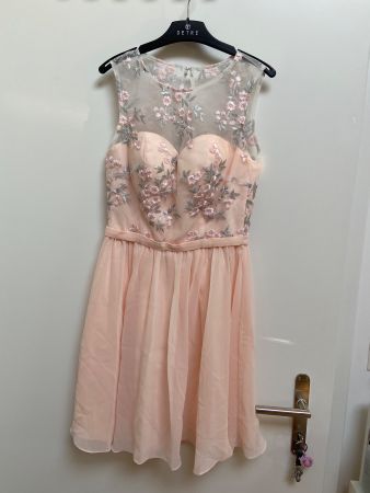 Abend- / Hochzeits / Cocktail / Elegantes Kleid in Rosa