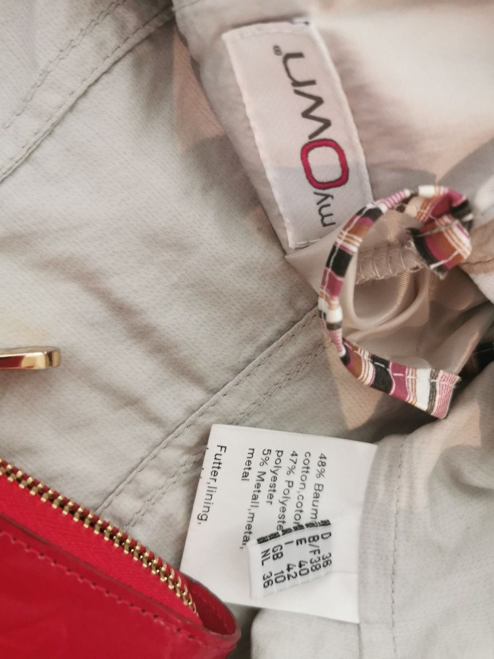 Giacche: BLAZER GR. 36, NEU, SILBER, SATIN – Nuovo (secondo la descrizione) da Erlenbach ZH venduto da alisamilana 2