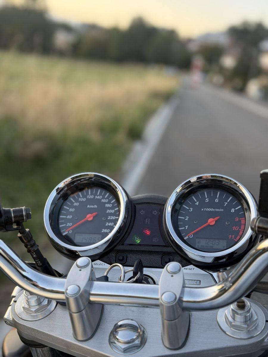 Suzuki Strasse: Suzuki GSX 1400   – Gebraucht aus Dietikon von dia_kp6t 6