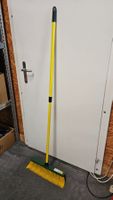 Krallen Besen mit Teleskopsteil 90 - 150 cm ausziehbar neu