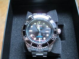 INVICTA Taucheruhr