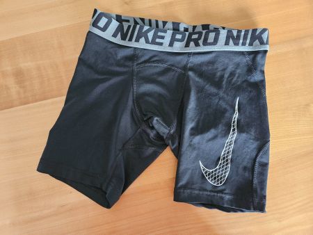 **NIKE PRO** Unterwäsche Gr. 140 (12-13 Y)